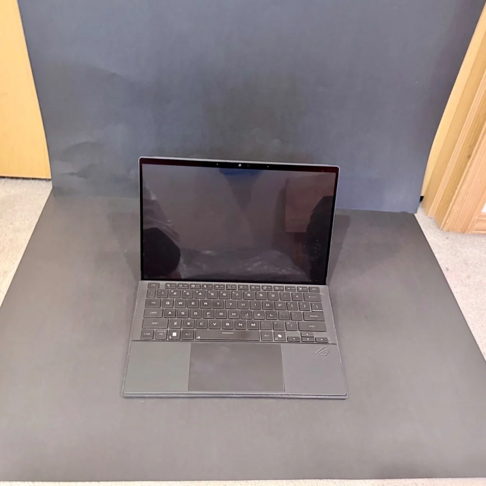 ASUS 13.4